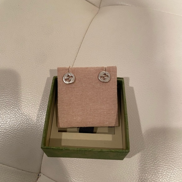 Authentic Interlocking G Gucci Earrings - Picture 3 of 4